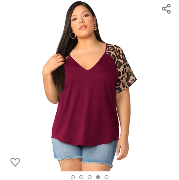 Women's plus size v neck casual blouse - Picture 4 of 8